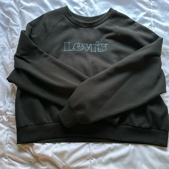 Levi’s Crop Crewneck Sweatshirt size L EUC - Picture 1 of 3